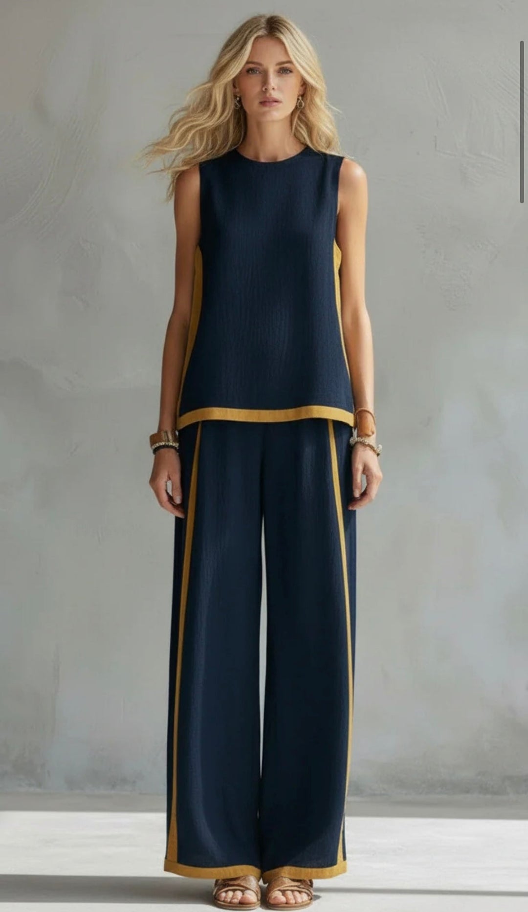 Leila - Elegant and casual two-piece suit