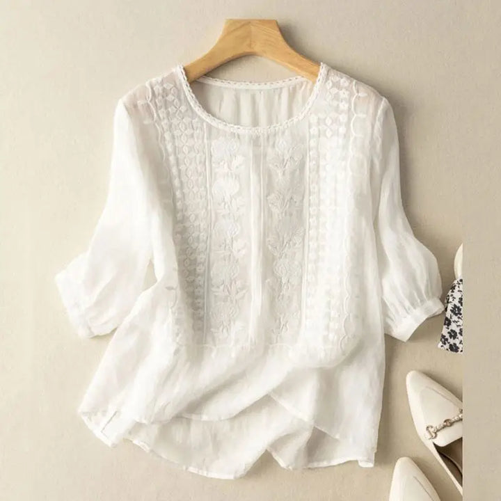Aurora – Embroidered Blouse with a Loose Fit